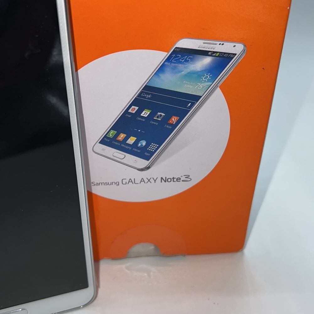 NWT SAMSUNG GALAXY NOTE 3 PHONE & ACCESSORIES - Picture 6 of 11